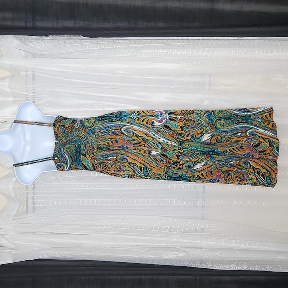 2/$25 Green and Blue Boho Paisley Print Maxi V-Neck Sundress W/ Bead Detail SzM - Picture 3 of 8